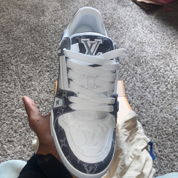 Louis Vuitton LV Trainer Sneakers - Picture 4 of 9